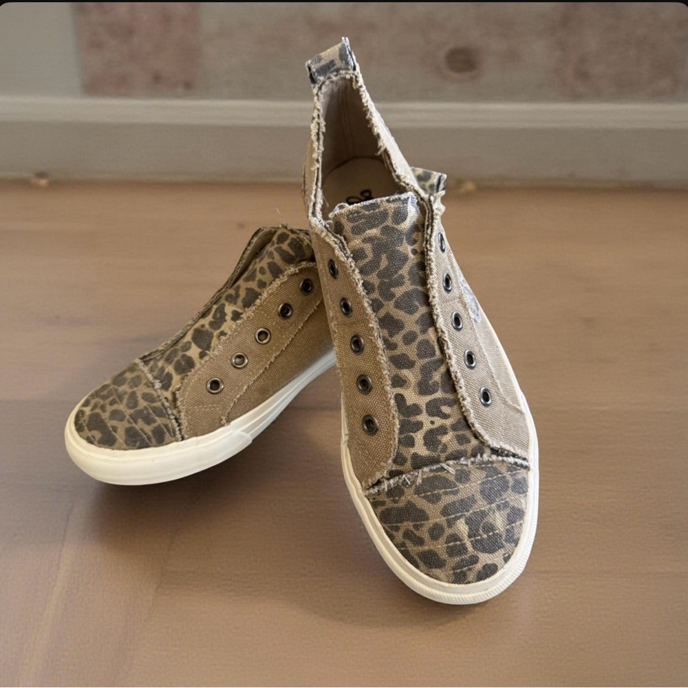 Gypsy Jazz Leopard Tan Sneakers